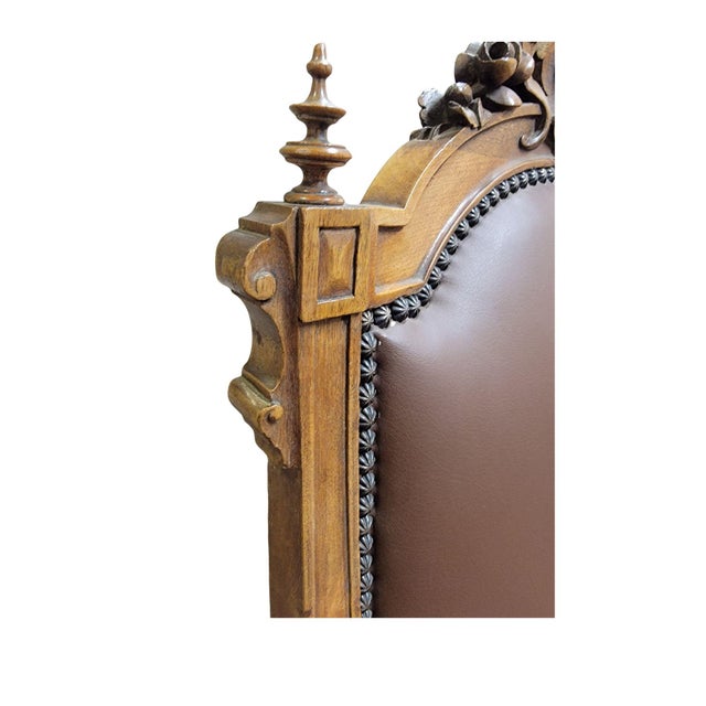 English Late 19th Century A Victorian Leather Armchair For Sale - Image 3 of 9