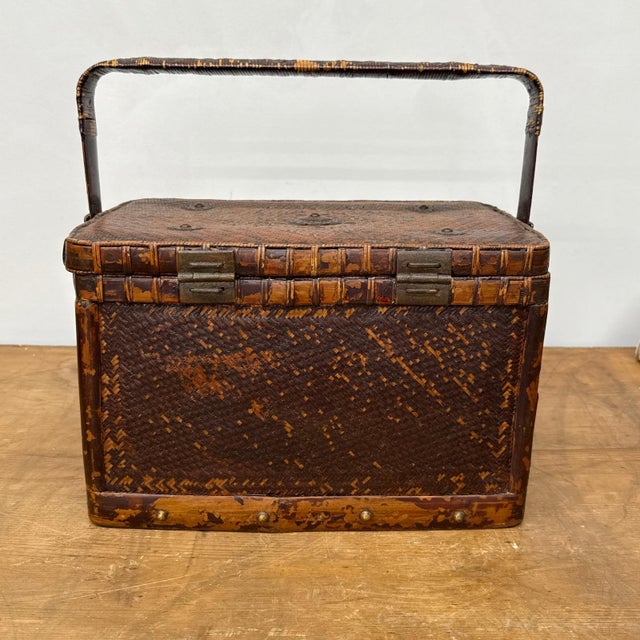 Woven Rectangular Picnic Basket with Handle & Hinged Lid For Sale - Image 12 of 14