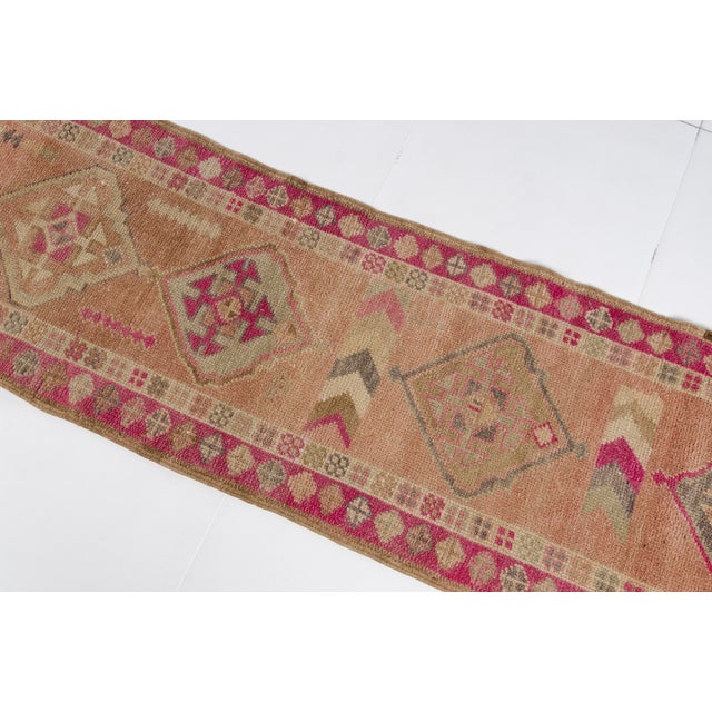 Tan Mid 20th Century Turkish Anatolian Oushak Runner Rug For Sale - Image 8 of 9