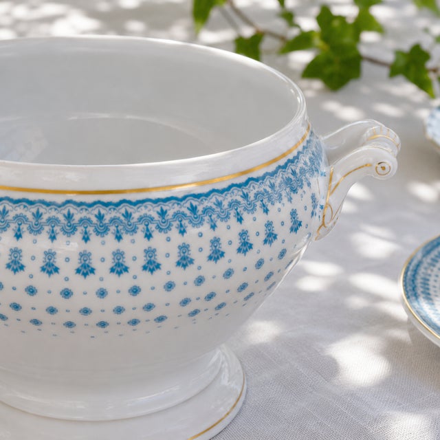 1900 - 1909 Large Oscar Shaller Porcelain Soup Tureen, 1909 For Sale - Image 5 of 8