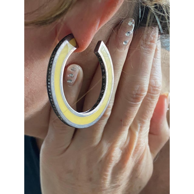 Miriam Salat Iconic timeless Resin Ivory Hoops Set In Sterling Silver & Topaz For Sale - Image 17 of 18