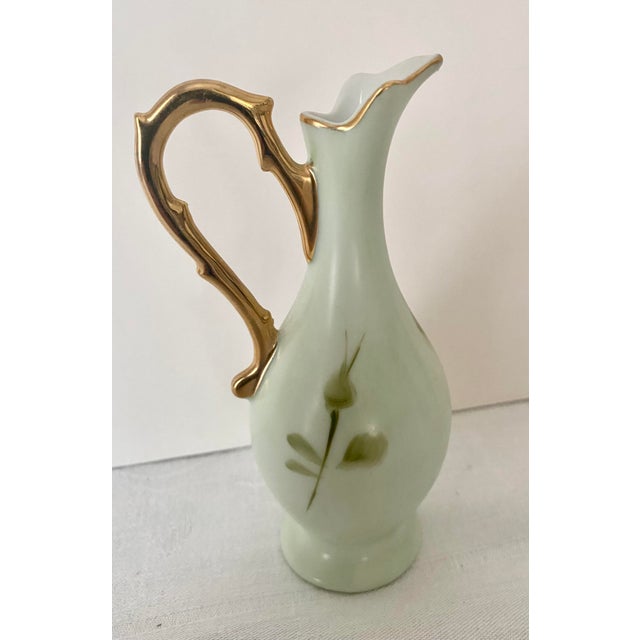 Lefton Mid 20th Century Lefton Porcelain Green Heritage Rose Hand-Painted Porcelain Ewer/Miniature Pitcher/Bud Vase Excellent Condition For Sale - Image 4 of 8