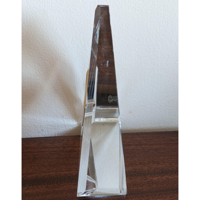 Modern Beautiful Vintage Crystal Bulova Clock For Sale - Image 3 of 10