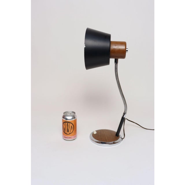 Vintage Faux Wood and Black Metal Adjustable Gooseneck Task / Desk / Table Lamp For Sale - Image 9 of 18