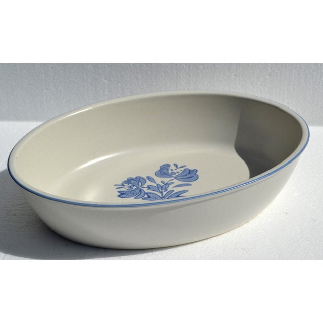 Light Gray Vintage Pfaltzgraff Yorktowne Oval Baking Dish Arts & Crafts American Dinnerware 2 Quarts For Sale - Image 8 of 14