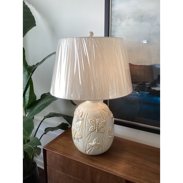 Boho Chic Large Vintage Ivory Ceramic Butterfly Relief Table Lamp – Rewired With New Shade For Sale - Image 3 of 7