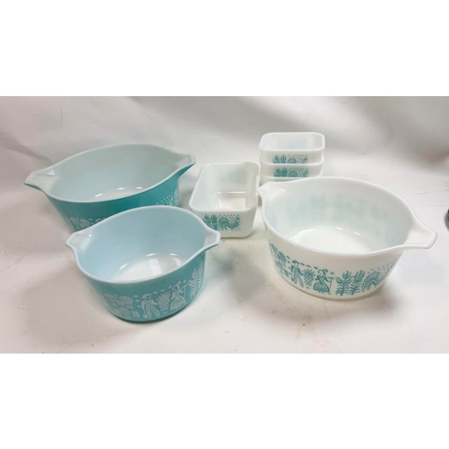 Mid-Century Modern Vintage Pyrex Turquoise "Amish Butterprint" Cinderella Nesting Bowls & Fridgies - 7 pcs For Sale - Image 3 of 12