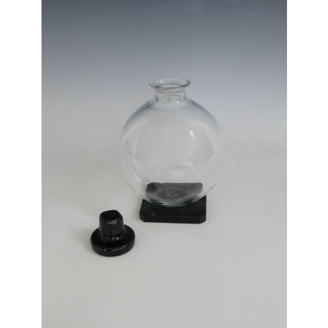 Art Deco 1930s Art Deco Era Clear Glass Ball Decanter With Onyx Glass Base and Stopper For Sale - Image 3 of 12