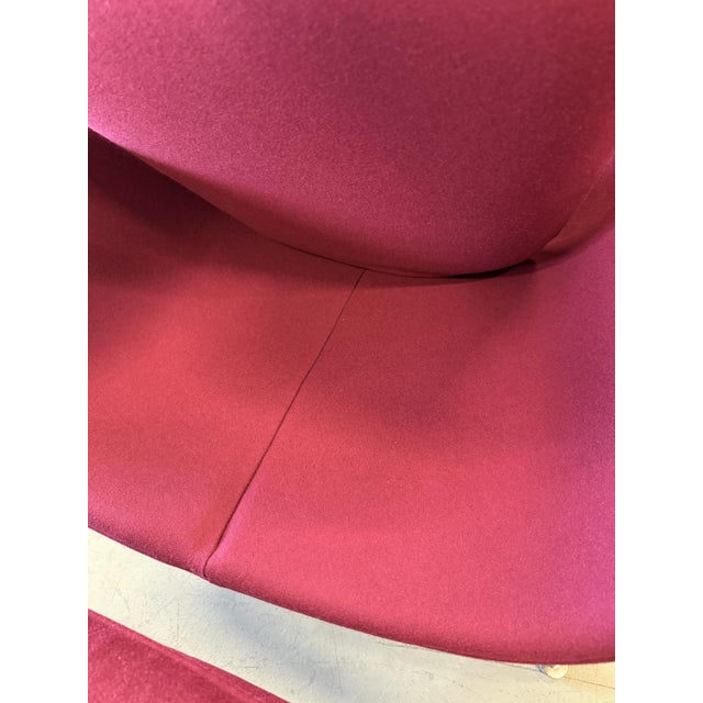 1966 Eero Saarinen for Knoll Womb Chair w/newer Ottoman Reupholstered For Sale - Image 12 of 17