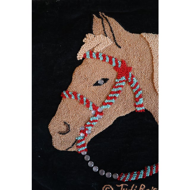2000 - 2009 Vintage 2003–2004 Judi Boisson Hand-Hooked Equestrian Horse & Saddle Velvet Pillow Covers – Pair For Sale - Image 5 of 18