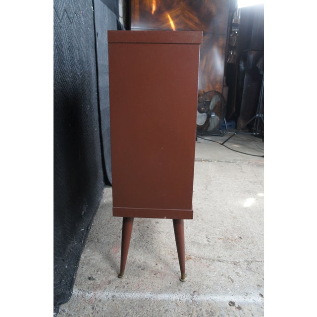 Mid 20th Century Mid Century Modern Bookcase Curio Display Cabinet W Sliding Glass Doors MCM For Sale - Image 5 of 9