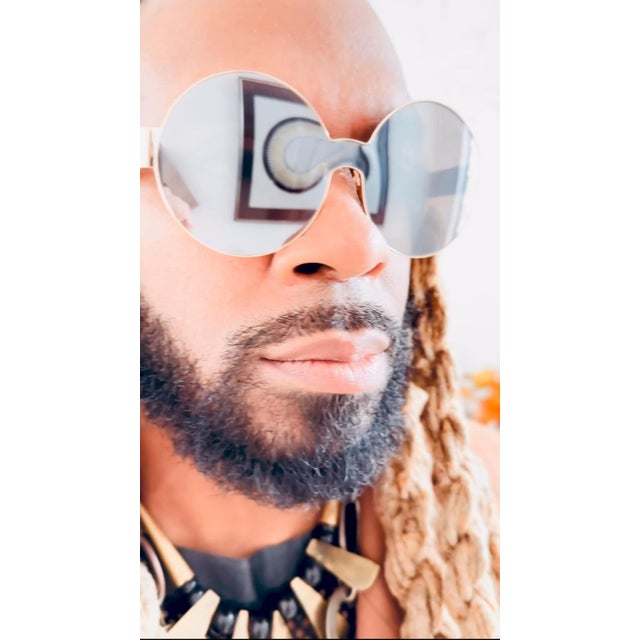 1970s 1970s Seena Donneson , Black, Gold & Silver Mixed-Media Art. For Sale - Image 5 of 13