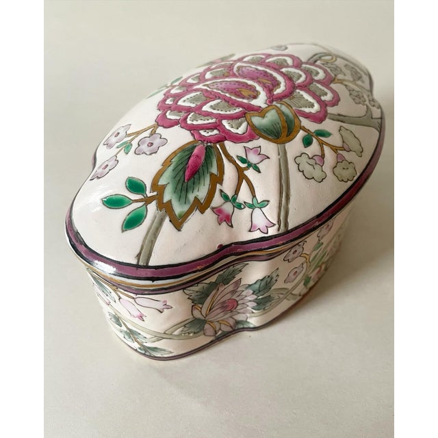 Shabby Chic Mid Century Pink and Green Floral Box For Sale - Image 3 of 7