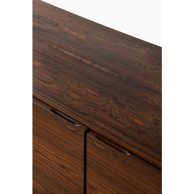 Wood Sideboard in Rosewood by Ib Kofod-Larsen, 1958 For Sale - Image 7 of 9