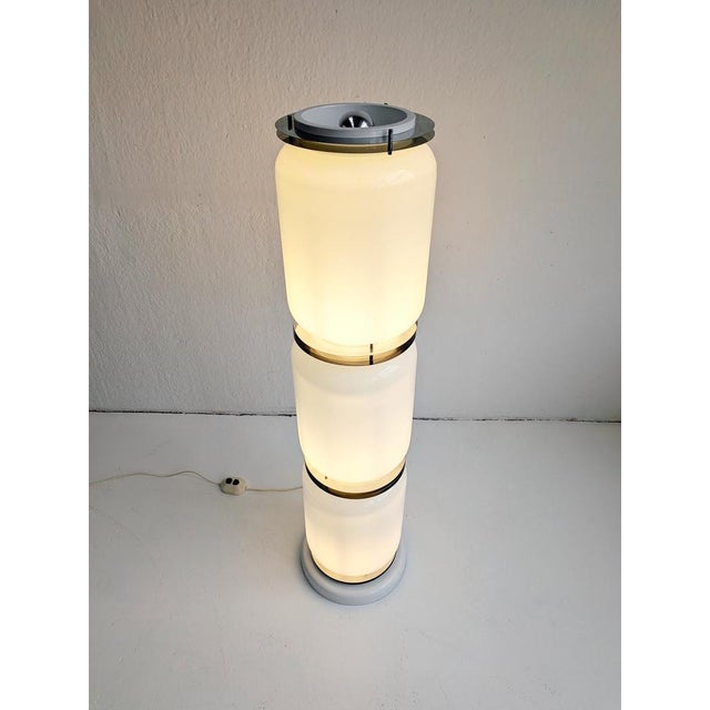 Glass Space Age Floor Lamp by Enrico Tronconi, 1970s For Sale - Image 7 of 8