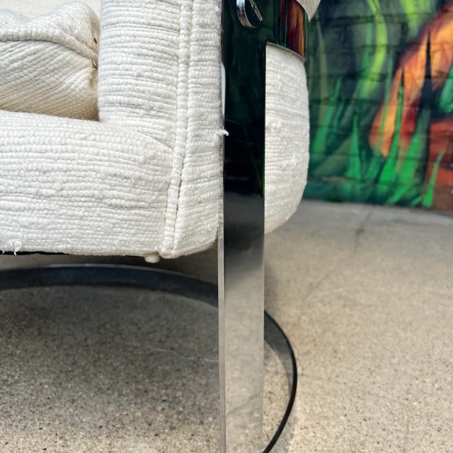 Metal Pair of Cantilever Barrel Back Club Chairs on Chrome Base – Attributed to Milo Baughman For Sale - Image 7 of 12