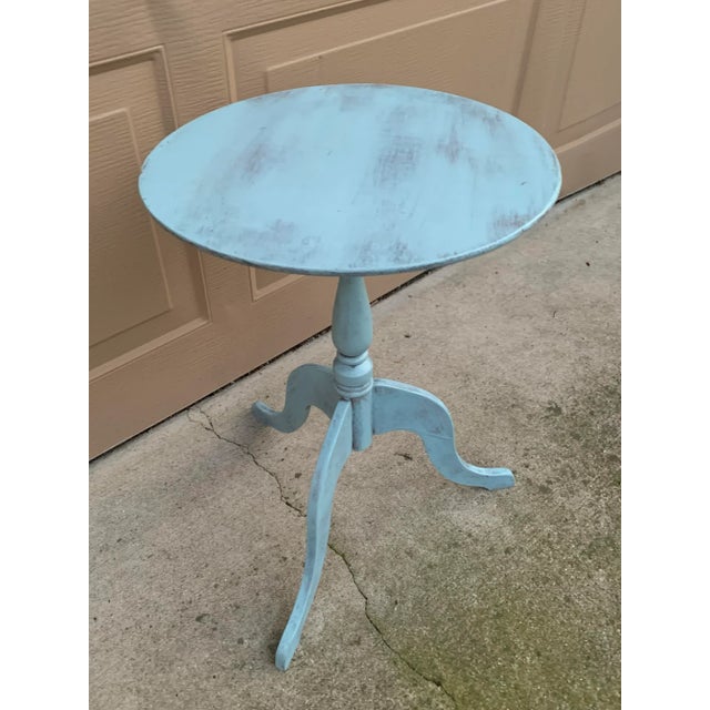 Early 20th Century Antique French Country Round Painted Walnut Side Table, Early 20th Century For Sale - Image 5 of 10