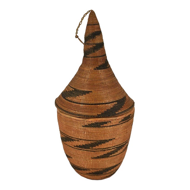 Early 20th Century Tutsi Tight Weave Basket with Lid Rwanda For Sale