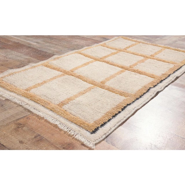 Textile Early 21st Century Neutral Earth-Tone Moroccan Rug, 02'09 X 04'11 For Sale - Image 7 of 10