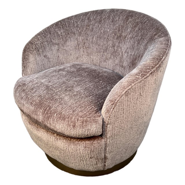 Vintage Modern Barrel Swivel Accent Chair in Blush Textured Velvet For Sale