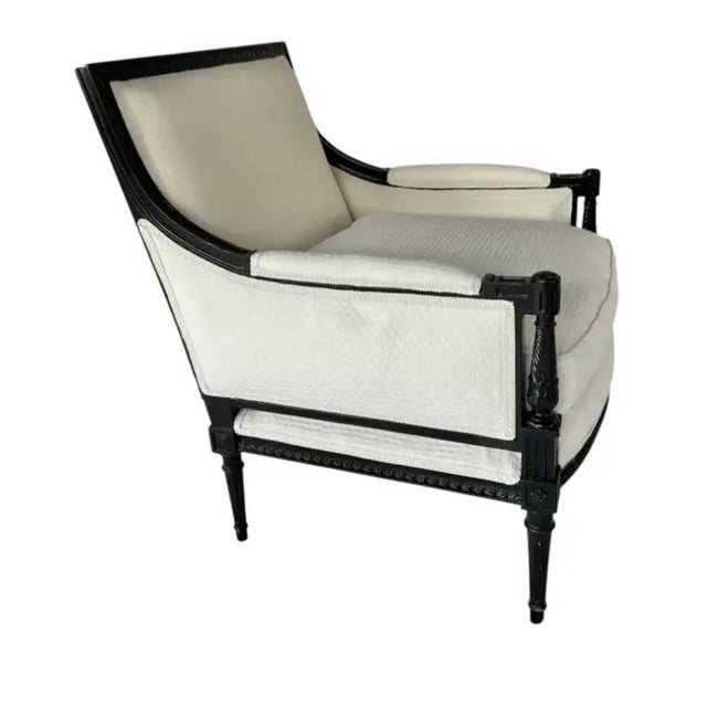 French Louis XVI Marquis Bergère À La Reine Salon Armchairs, a Pair For Sale - Image 10 of 13