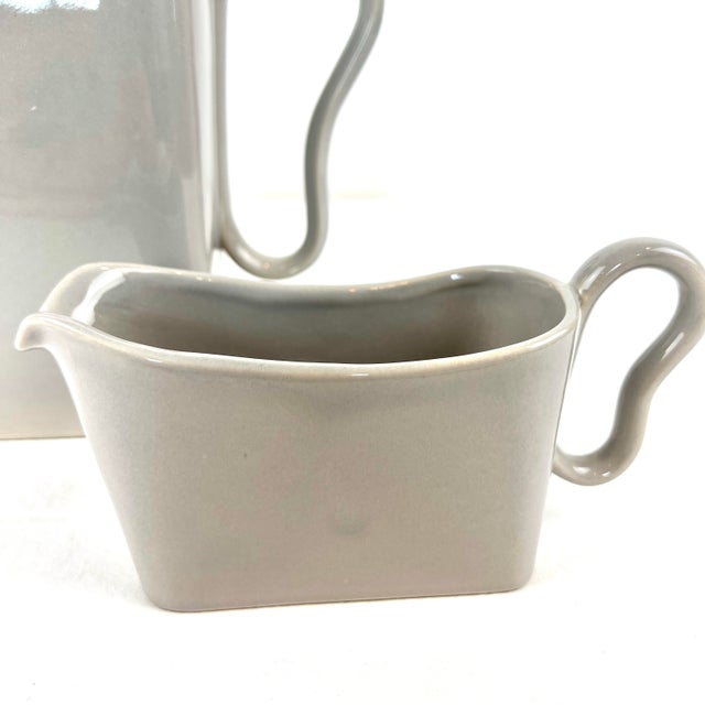 Franciscan China 1940-1950s Franciscan Ware Tiempo Metropolitan Grey Ceramic Pitcher and Creamer Set- 2 Pieces For Sale - Image 4 of 13