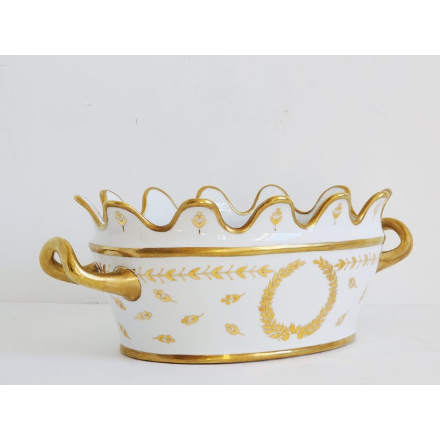 French Chelsea House Sevre Style Porcelain Cachepot For Sale - Image 3 of 14
