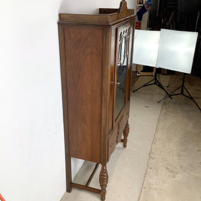 Early 20th Century Glass-Front Display Cabinet With Decorative Detailing For Sale In Philadelphia - Image 6 of 12
