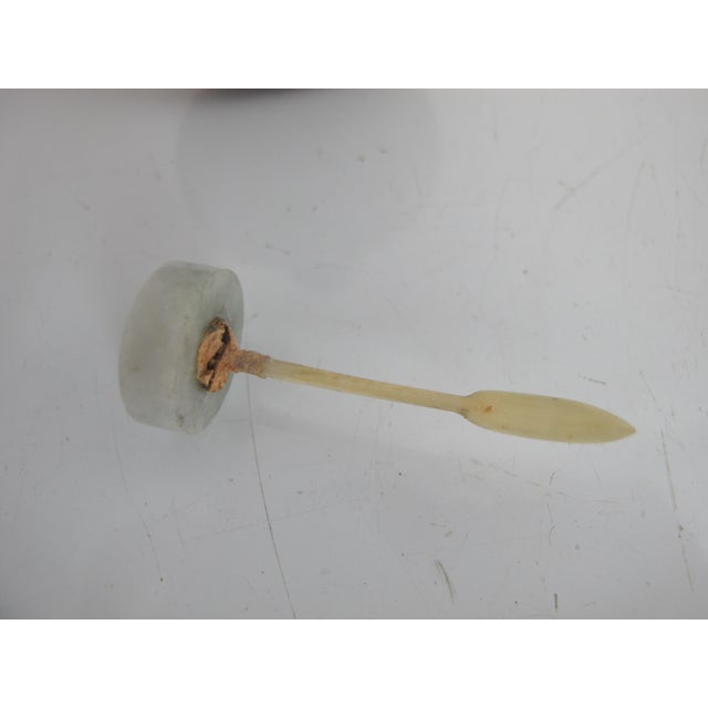 Vintage Chinese Carved Tiger Eye Jade Stopper Snuff Bottle For Sale In Portland, OR - Image 6 of 10