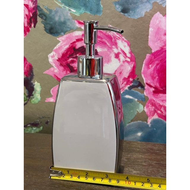 Palazzo Bathroom Set For Sale - Image 14 of 17