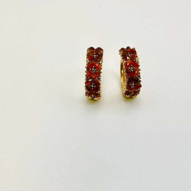 Metal 1980s Vintage Boho Chic Baltic Amber & Gold Tone Hoop Pierced Earrings - A Pair For Sale - Image 7 of 12