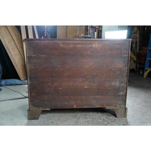 Antique English George II Style Oyster Burl Yew Bachelors Chest Dresser Commode For Sale - Image 15 of 18