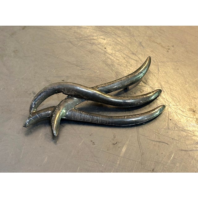 Abstract Midcentury Large Silver-Tone Brooch For Sale - Image 4 of 4