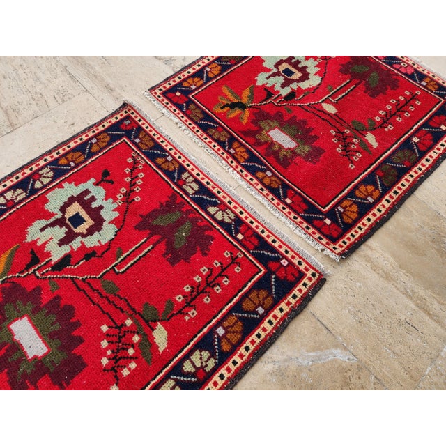 Mid-Century Modern 1970s Small Turkish Floral Rug - a Pair For Sale - Image 3 of 8