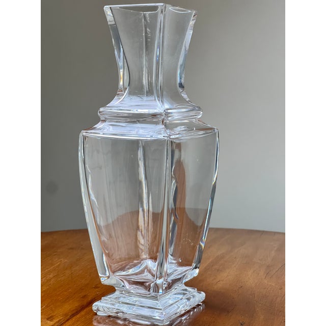 Designed by the celebrated French design duo Savinel & Rozé, the Pearl vase is a striking example of Baccarat’s modern...