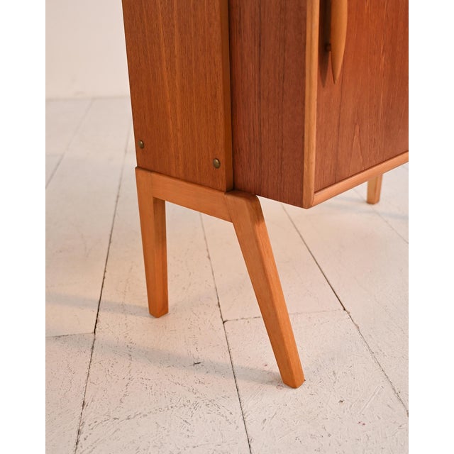 Scandinavian Teak Bookcase, 1960s For Sale - Image 11 of 12