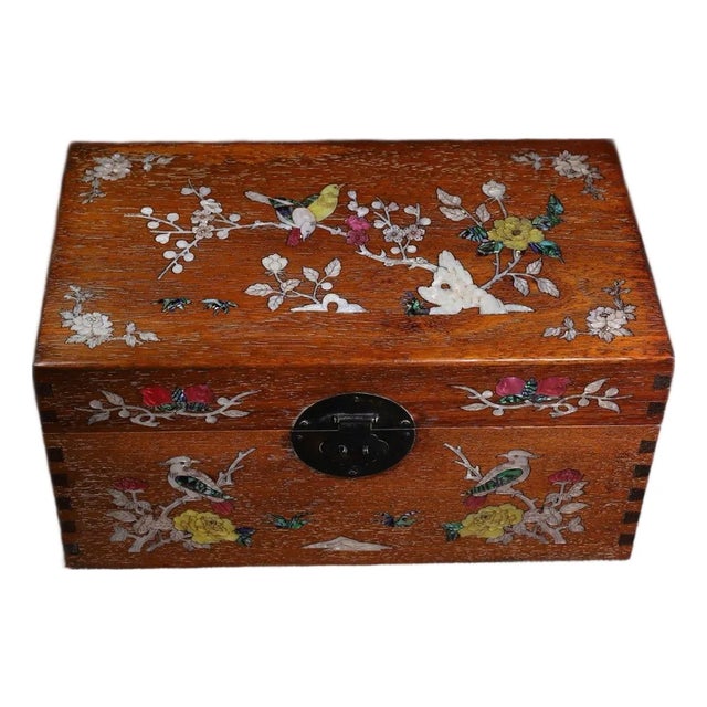 Huali Rosewood Box Inlaid With Mother-of-Pearl Bird & Floral Motif For Sale