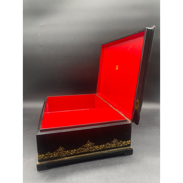 Paint 1930s Hand Painted “Wedding” Lacquer Box by Fedoskino Degockuno For Sale - Image 7 of 12