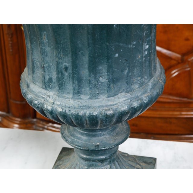 Pair of 19th Century English Medici Urn Planters on Petite Square Bases For Sale - Image 4 of 9