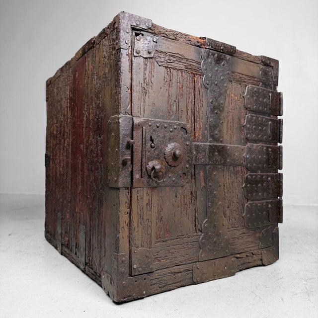 Antique Japanese Portable Chest, 1800 For Sale - Image 4 of 16