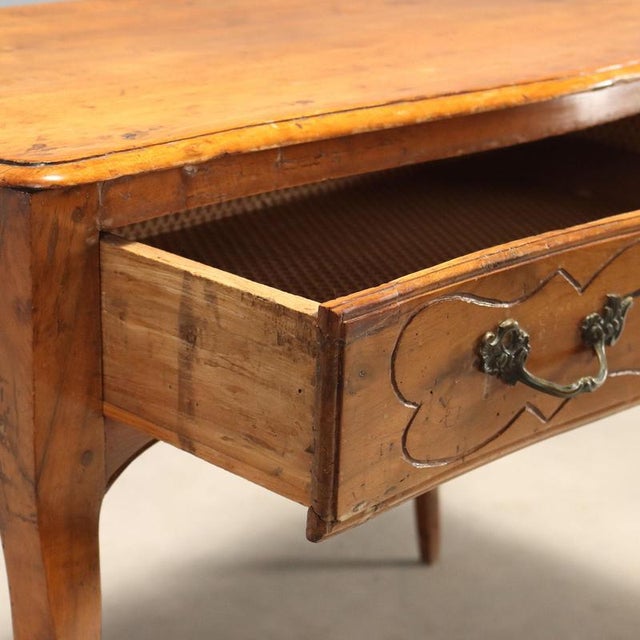 Wood 18th Century Barocchetto Walnut Console For Sale - Image 7 of 12