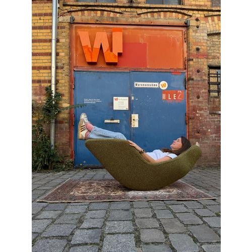 Reclining Chair in Moss Green Bouclé, Italy For Sale - Image 7 of 11