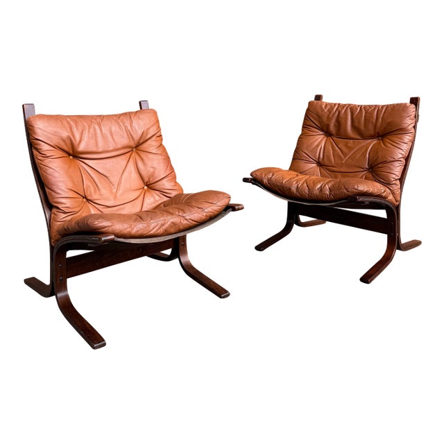 Pair of 1970s “Siesta” Bent Rosewood and Leather Lounge Chairs by Ingmar Relling for Westnofa, Norway For Sale