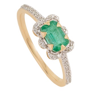 Art Deco Zambian Emerald & Diamond Halo Ring Size 6 in 14k Yellow Gold For Sale