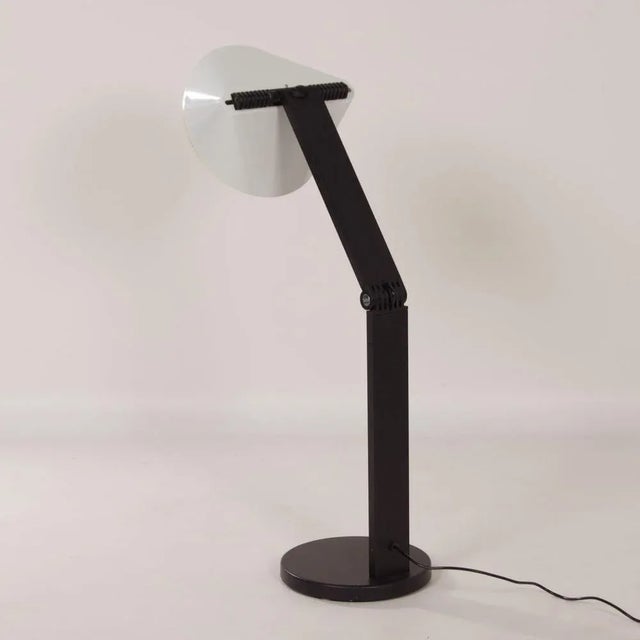 1980s Zeta Table Lamp by Franco Mirenzi and Vittorio Paris for Valenti Luce, 1970s For Sale - Image 5 of 13