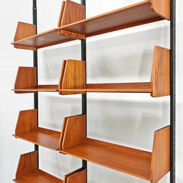Vintage Swedish Cielo Terra Bookcase in Teak Wood, Black Metal Uprights and Brass Ends, 1950s For Sale - Image 11 of 18