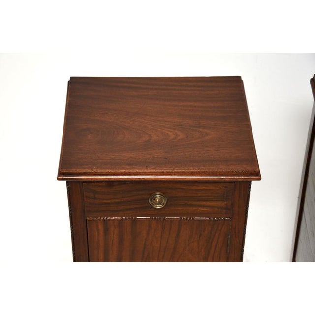 Wood Antique Arts and Crafts Walnut Bedside Cabinets, 1880s, Set of 2 For Sale - Image 7 of 12