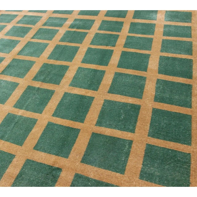 Mid 20th Century Mid 20th Century Green and Yellow Minimalist Mid-Century Modern Design Turkish Rug For Sale - Image 5 of 12