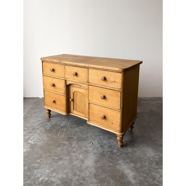 19th Century Pine Yorkshire Sideboard For Sale - Image 9 of 11