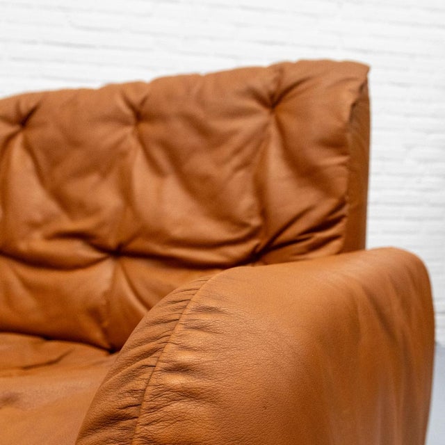 Cognac Leather Armchair from Bonacina, Italy, 1970s For Sale - Image 13 of 17